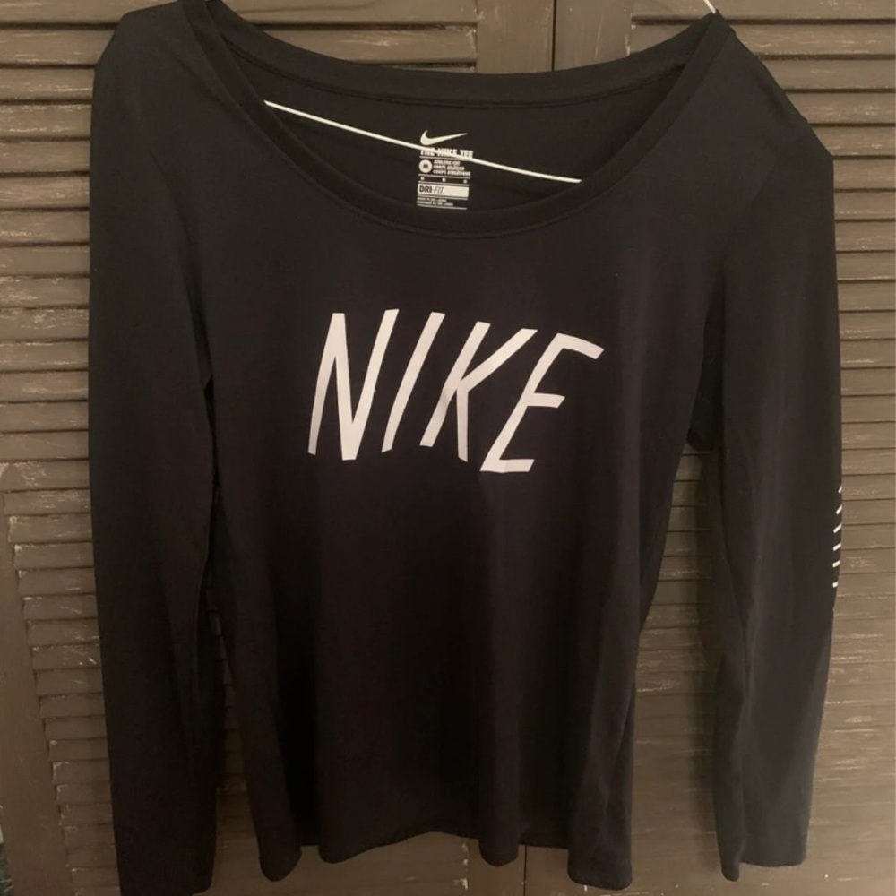 Nike long sleeve athletic shirt